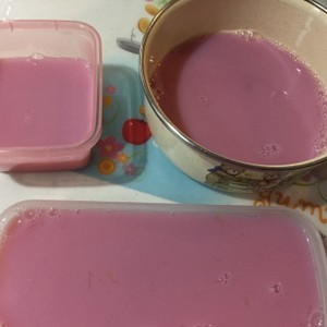 簡単冷たいデザート いちごミルク寒天 レシピ 作り方 By なつぼうママ クックパッド 簡単おいしいみんなのレシピが350万品