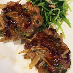 豚小間でごぼうつくねの照り焼き レシピ 作り方 By たなよー クックパッド 簡単おいしいみんなのレシピが359万品