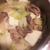 豚とキャベツのニンニク塩バター鍋