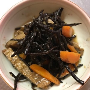 カルシウムと鉄分補給に じゃこ天ひじき レシピ 作り方 By 量子 クックパッド 簡単おいしいみんなのレシピが361万品