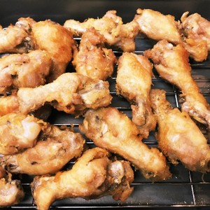 ケンタッキー風圧力鍋フライドチキン レシピ 作り方 By ｌｕｍｉ姉 クックパッド 簡単おいしいみんなのレシピが352万品