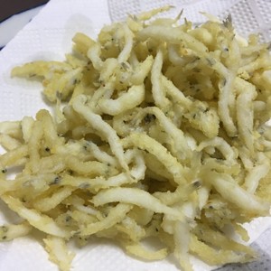 白魚の唐揚げ レシピ 作り方 By 春田のレシピ クックパッド 簡単おいしいみんなのレシピが364万品