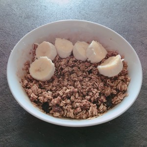 牛乳が無い時はココアでフルーツグラノーラ レシピ 作り方 By Emiʕ ᴥ ʔ クックパッド 簡単おいしいみんなのレシピが353万品