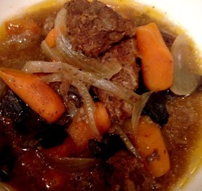 スタウトスロークッカーで作るコンビーフと野菜のレシピ