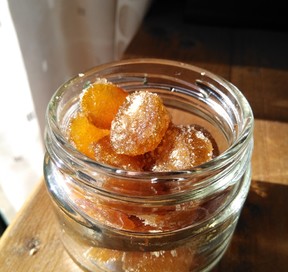 柑橘類の皮の砂糖漬けのレシピ