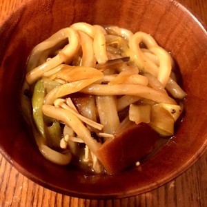 すき焼きの残りで 超簡単カレーうどん レシピ 作り方 By Meifarm クックパッド 簡単おいしいみんなのレシピが373万品