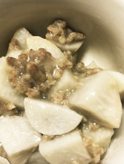 離乳食中期 里芋とひき肉の簡単だし煮 レシピ 作り方 By Nebosuke クックパッド 簡単おいしいみんなのレシピが376万品