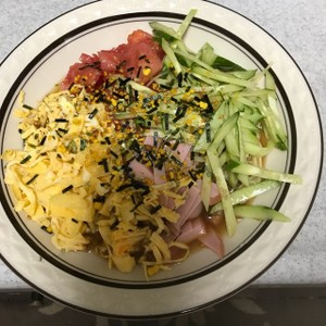 マルタイ棒ラーメンで冷やし中華 レシピ 作り方 By V6 クックパッド 簡単おいしいみんなのレシピが356万品