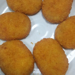 ふにゃふにゃになったコロッケが復活 レシピ 作り方 By あくろsan クックパッド 簡単おいしいみんなのレシピが352万品