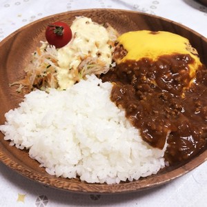 びっくりドンキー風 チーズカリーバーグ レシピ 作り方 By Papikun クックパッド 簡単おいしいみんなのレシピが352万品