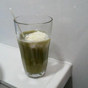 粉末緑茶で甘いアイスグリーンティー風 レシピ 作り方 By むらさめもんがら クックパッド 簡単おいしいみんなのレシピが353万品