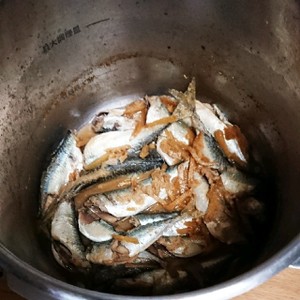 骨までやわらか 小サバ味噌煮 レシピ 作り方 By ラクラクダ クックパッド 簡単おいしいみんなのレシピが361万品
