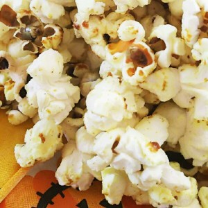 ディズニーランドのカレー味ポップコーン レシピ 作り方 By Pokoぽん 彡 クックパッド 簡単おいしいみんなのレシピが355万品