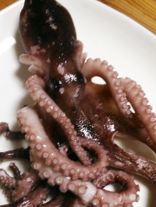 ヌメリが取りやすい簡単生蛸の茹で方 レシピ 作り方 By 釣り好きおやじ クックパッド 簡単おいしいみんなのレシピが377万品