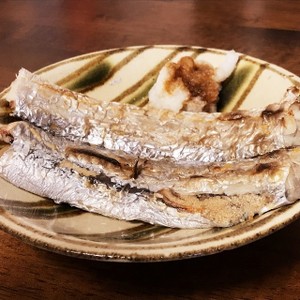 グリルで美味しく 太刀魚の塩焼き レシピ 作り方 By チビひなた クックパッド 簡単おいしいみんなのレシピが368万品