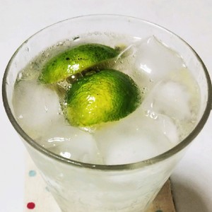 めっちゃ美味しい すだち の酎ハイ レシピ 作り方 By メラメラパパ クックパッド 簡単おいしいみんなのレシピが358万品