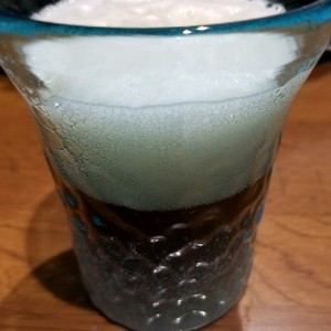 ビールとコーラのハーフ ハーフ レシピ 作り方 By ののりんことまゆゆ クックパッド 簡単おいしいみんなのレシピが354万品