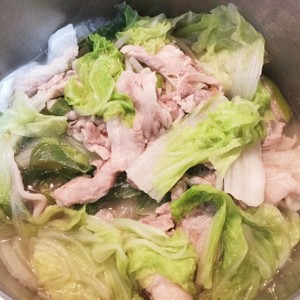 白菜 豚肉 スープ ウェイパー