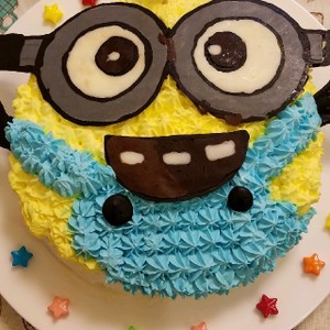 ミニオン 誕生日ケーキ レシピ 作り方 By クックzym0zy クックパッド 簡単おいしいみんなのレシピが355万品