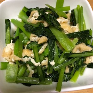 子供絶賛 小松菜と油揚げのおひたし レシピ 作り方 By 三岬 加奈 クックパッド 簡単おいしいみんなのレシピが366万品