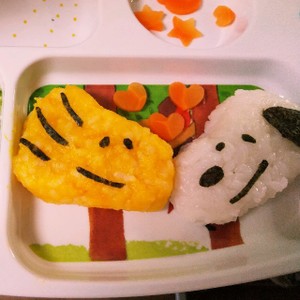 離乳食でスヌーピーお誕生日プレート レシピ 作り方 By ムッチーポッチャー クックパッド 簡単おいしいみんなのレシピが358万品