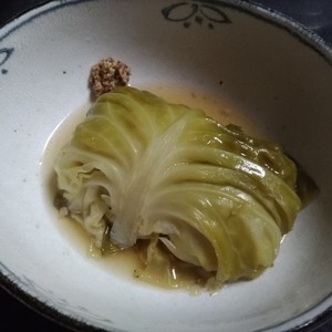 秘密の隠し味で極ウマ ロールキャベツ レシピ 作り方 By ともみん1118 クックパッド 簡単おいしいみんなのレシピが353万品
