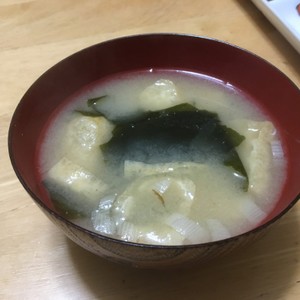 黄金比シリーズ 超簡単な万能出汁の取り方 レシピ 作り方 By Meg526 クックパッド 簡単おいしいみんなのレシピが366万品