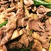 豚肉とスティックセニョールの炒め物