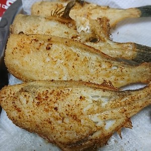 カワハギの唐揚げ レシピ 作り方 By あおもりの肴 クックパッド 簡単おいしいみんなのレシピが361万品