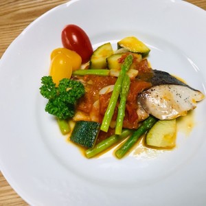 シイラのバターソテー トマトソースがけ レシピ 作り方 By 小さいぽっぽ クックパッド 簡単おいしいみんなのレシピが356万品