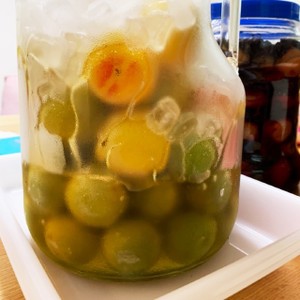 はちみつ梅ジュース 梅は冷凍すると簡単 レシピ 作り方 By やすみぬむ クックパッド 簡単おいしいみんなのレシピが356万品