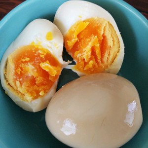 麺つゆだけで作る簡単半熟煮たまご 味玉 レシピ 作り方 By 佐藤あいり クックパッド 簡単おいしいみんなのレシピが361万品