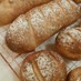 【HB】ハード系の胡桃クランベリーパン