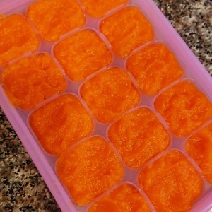 離乳食初期 フリージング 人参ペースト レシピ 作り方 By Kala クックパッド 簡単おいしいみんなのレシピが356万品