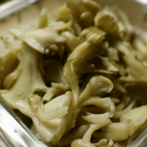体に嬉しい 煮出し舞茸 レシピ 作り方 By なーすく クックパッド 簡単おいしいみんなのレシピが351万品