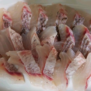 真鯛のお刺身 湯引きの仕方 のつくれぽ クックパッド 簡単おいしいみんなのレシピが353万品