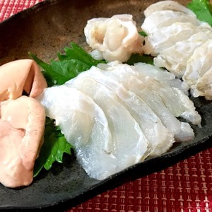 ウマヅラハギ薄造り 魚と肝の下拵え付き レシピ 作り方 By と る クックパッド 簡単おいしいみんなのレシピが363万品