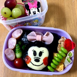 キャラ弁当 型抜きで簡単ミッキー ミニー レシピ 作り方 By むらかみなつこ クックパッド 簡単おいしいみんなのレシピが355万品