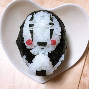 キャラ弁 千と千尋のカオナシ レシピ 作り方 By Meixiang01 クックパッド 簡単おいしいみんなのレシピが354万品