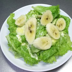 レタスとバナナのsweetサラダ レシピ 作り方 By Main73 クックパッド 簡単おいしいみんなのレシピが355万品