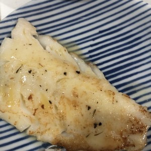 レモンでさっぱり まだらのムニエル レシピ 作り方 By Ayane O クックパッド 簡単おいしいみんなのレシピが361万品