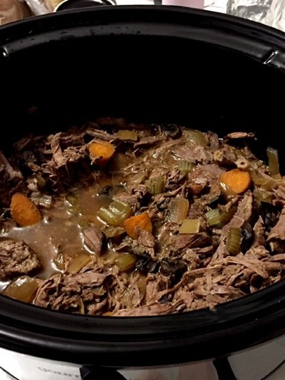スタウトスロークッカーで作るコンビーフと野菜のレシピ