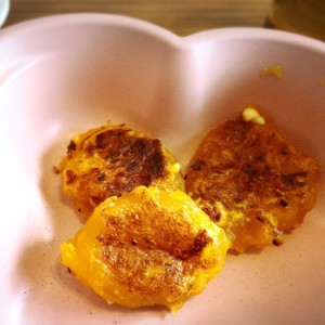 離乳食中期 かぼちゃと豆腐のおやき レシピ 作り方 By ヵりｎ クックパッド 簡単おいしいみんなのレシピが366万品