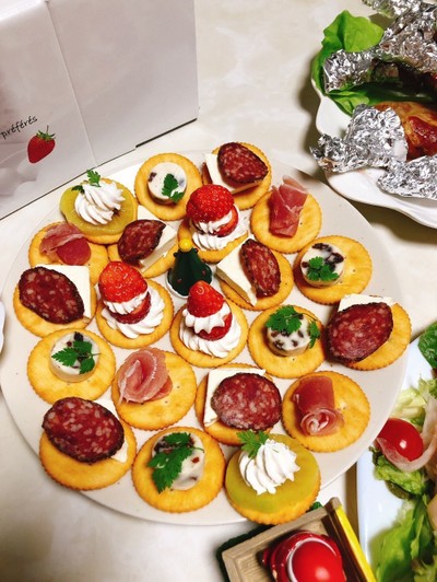 簡単ハリネズミのカナッペ串レシピ