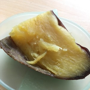 気長ストーブの上でねっとり焼き芋 レシピ 作り方 By しーちゃま ほくほく クックパッド 簡単おいしいみんなのレシピが360万品
