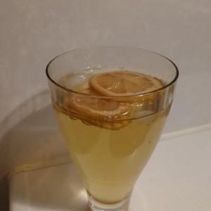 レモンで手作りレモネード レシピ 作り方 By 3世代がオイシイ クックパッド 簡単おいしいみんなのレシピが355万品