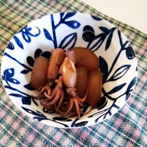 豆イカで 大根とイカの煮物 レシピ 作り方 By おれんじでびる クックパッド 簡単おいしいみんなのレシピが356万品