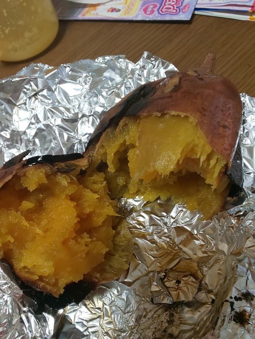 ミニサイズ安納芋で焼き芋 魚焼きグリル のつくれぽ クックパッド 簡単おいしいみんなのレシピが375万品