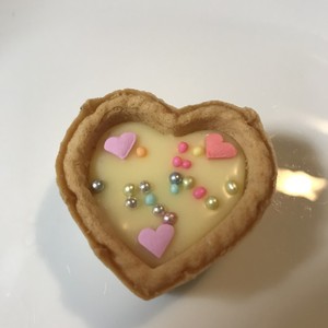 材料3つ 簡単 ホワイト生チョコタルト レシピ 作り方 By Noripetit クックパッド 簡単おいしいみんなのレシピが350万品