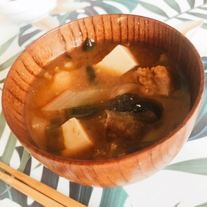 アンコウやカワハギで 白身魚の味噌汁 レシピ 作り方 By かずmama クックパッド 簡単おいしいみんなのレシピが356万品